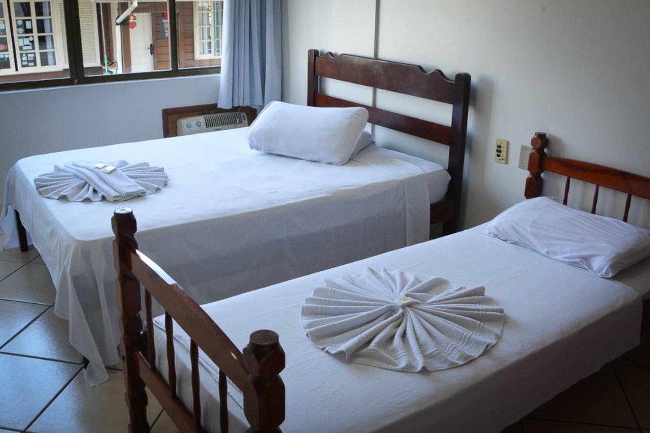 Residencial Baleia Franca Aparthotel Governador Celso Ramos Eksteriør bilde